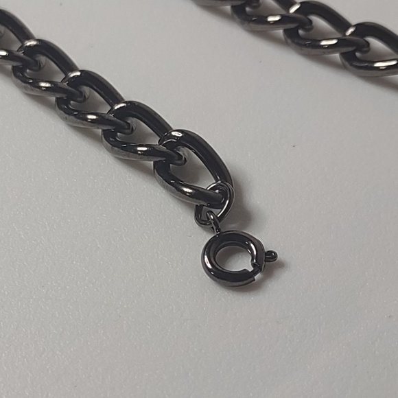 Heavy Metal And Glass Black Chain Necklace 30 Inches - Picture 5 of 14